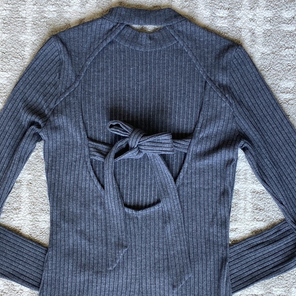 •Forever 21• NWOT Ribbed Long Sleeve Low Back Mini Dress - Picture 6 of 8